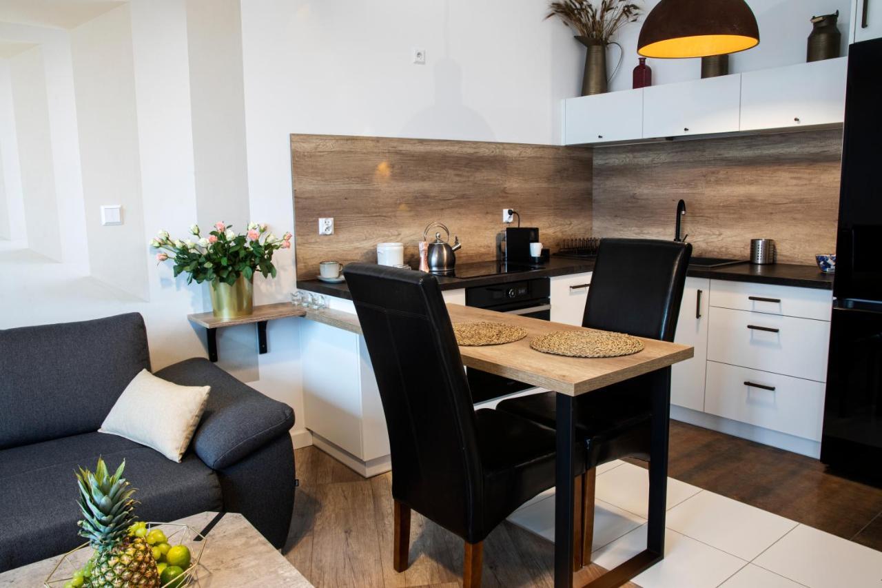 Maya'S Flats & Resorts 42 - Walowa St Gdańsk Kültér fotó